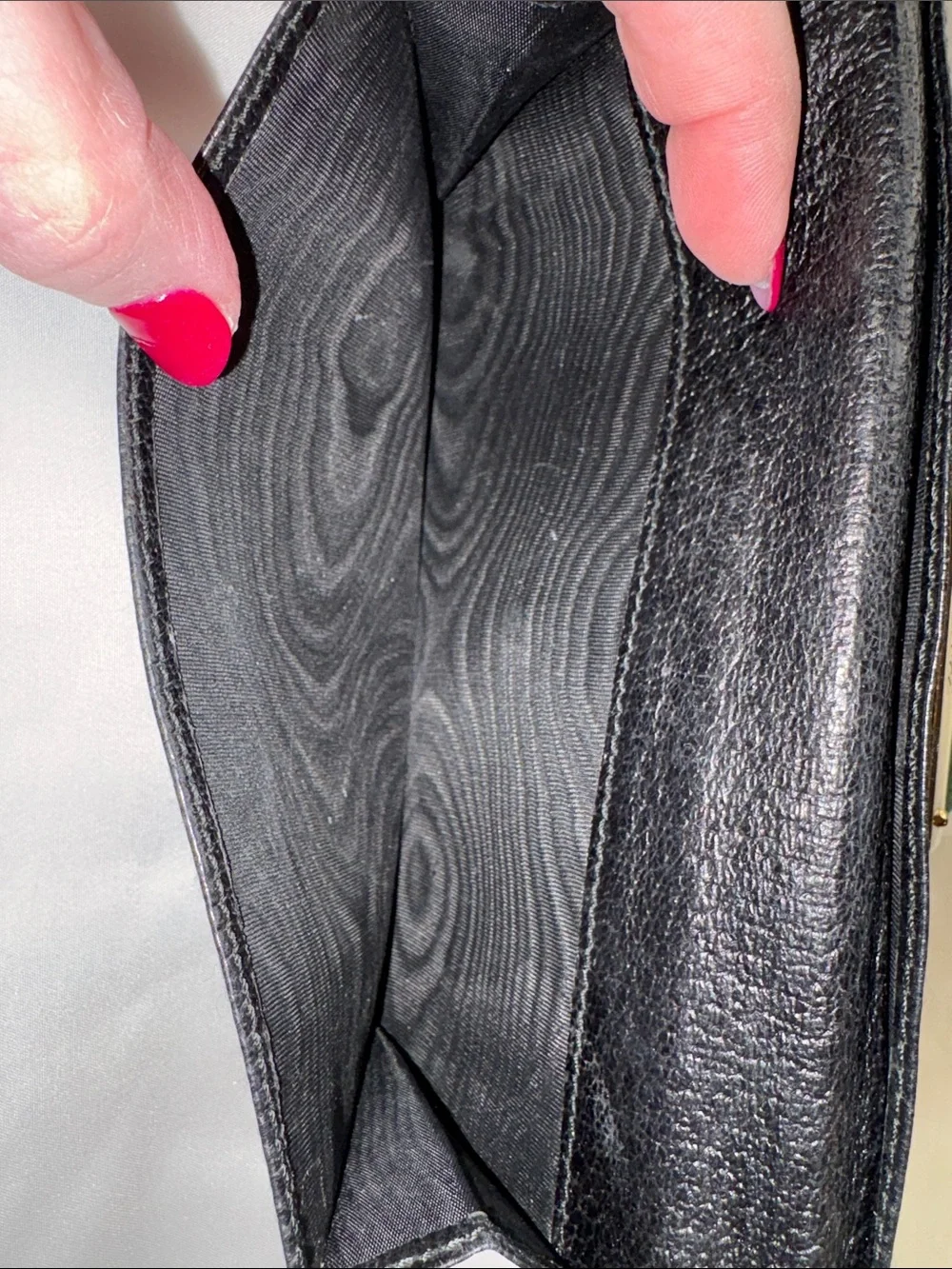 Gucci GG Wallet Black w/ Sherry Web Stripe - Picture 11 of 12